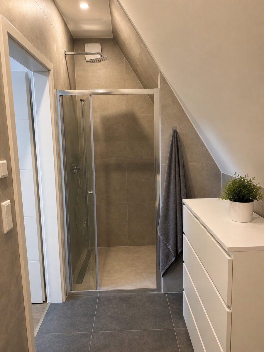 Bad OG 2 mit Dusche